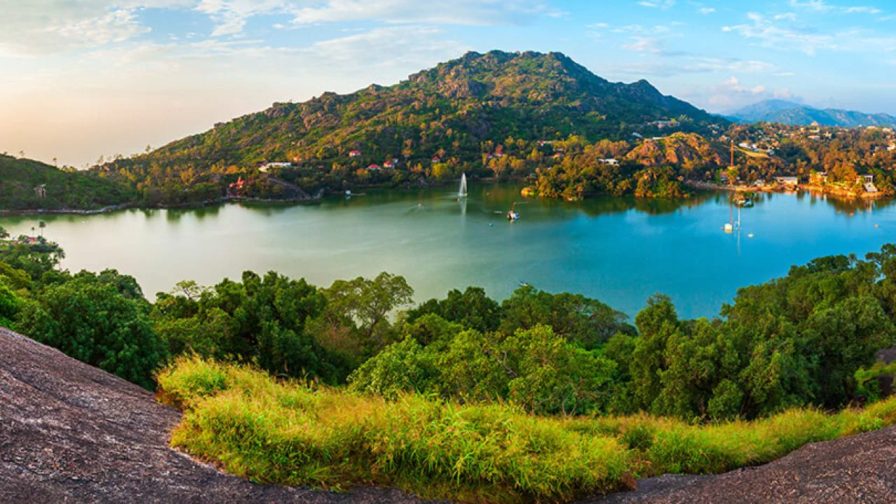 Mount Abu Tour Package: Exploring Rajasthan's Highland Jewel