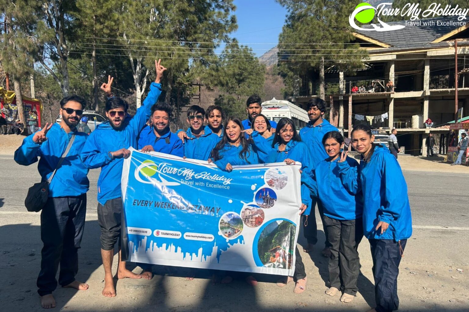 Auli Chopta Tour Package: Discover Skiing, Treks, and Himalayan Wonders