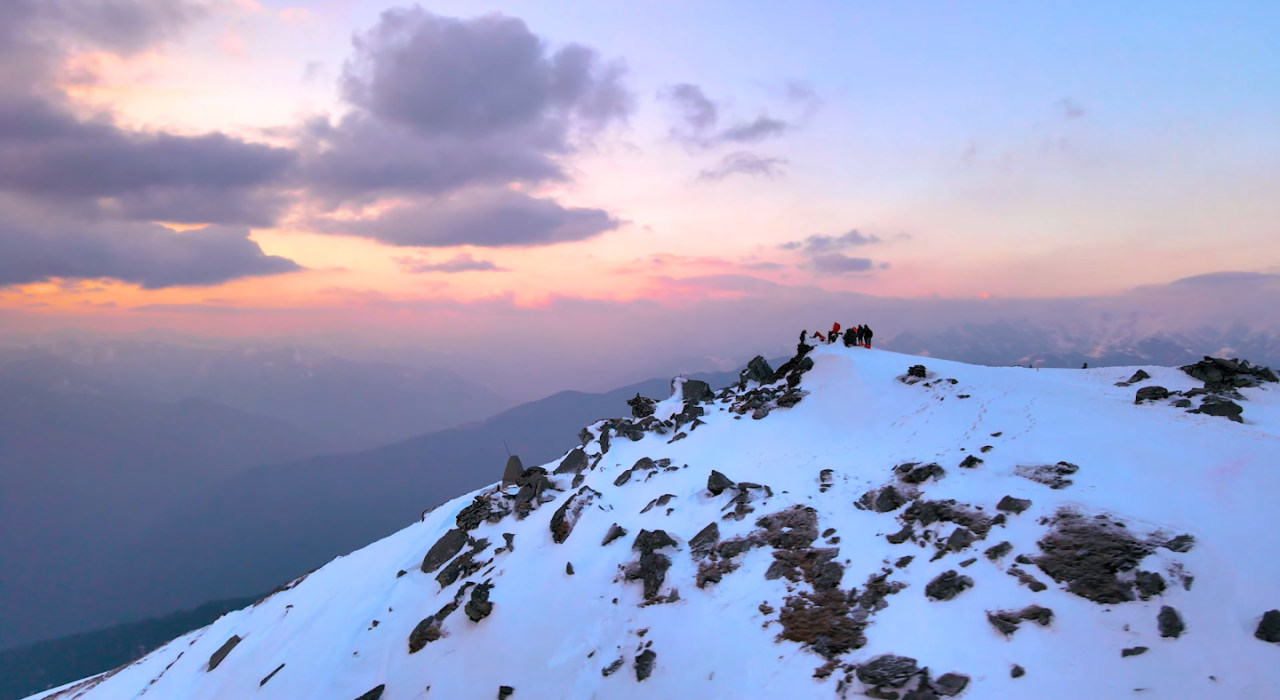 Kedarkantha Tour Package: Your Himalayan Adventure Awaits