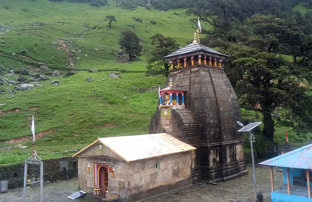 Madmaheshwar Uttarakhand: Spiritual Trekking, Culture & Himalayan Secrets 2025